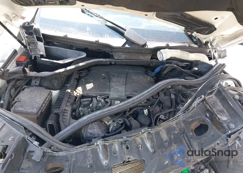 2015 Mercedes-Benz Ml 350 z USA, uszkodzony, nr VIN 4JGDA5JB6FA483228